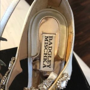 Champagne Badgley Mischka